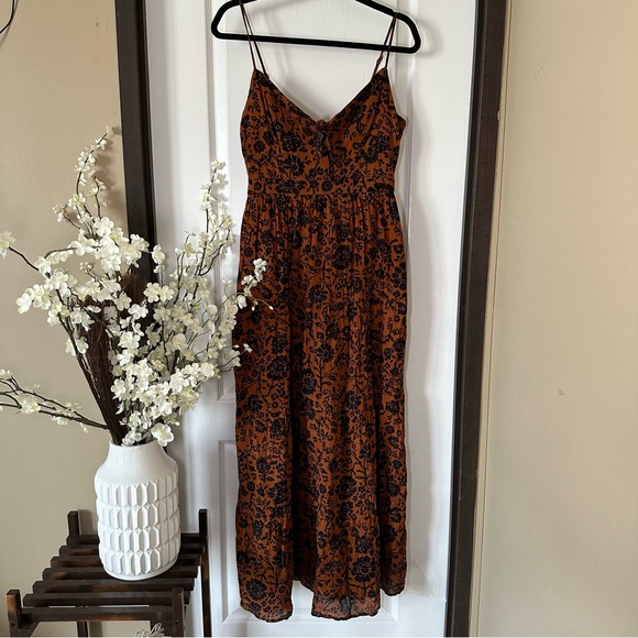 Blue Rain Brown and Black‎ Floral Maxi Dress - Picture 2 of 13